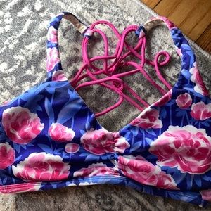 POPFLEX peony sports bra